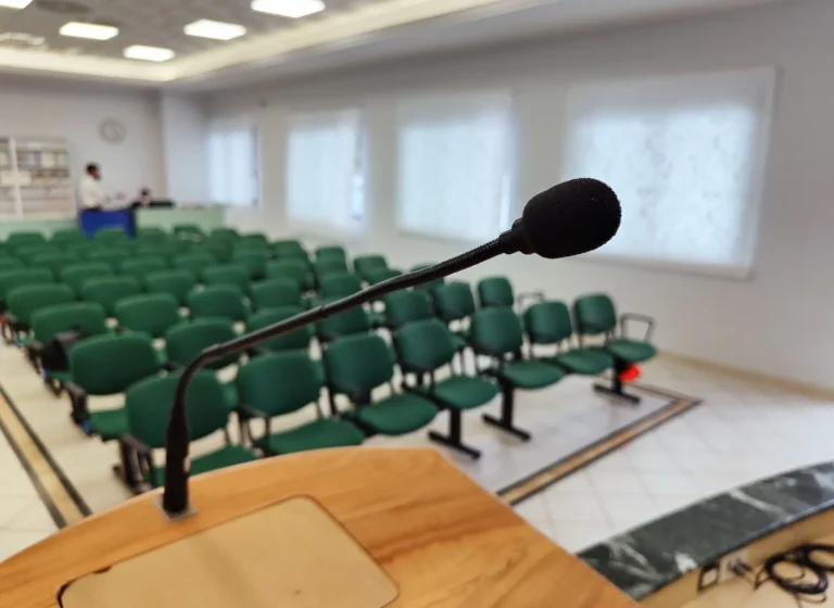 Read more about the article نظم الصوت حسن تجربتك فى الاستماع