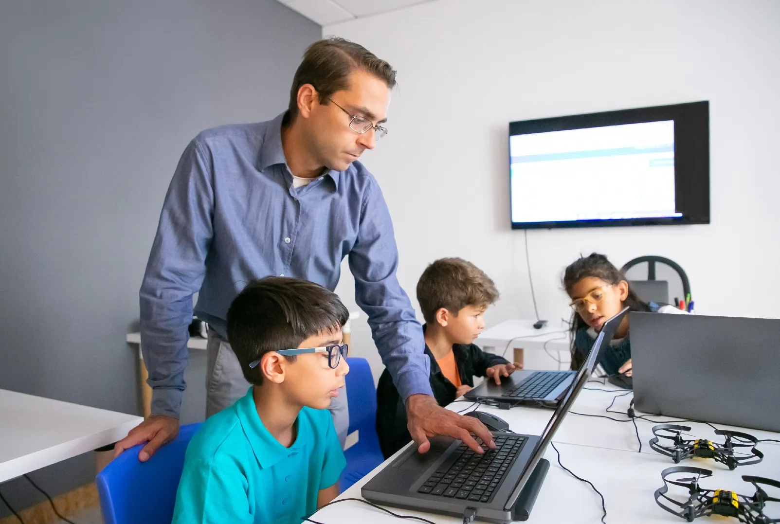 التعلم التفاعلي بمنظومة التعليم الحديث التعلم التفاعلي بمنظومة التعليم الحديث