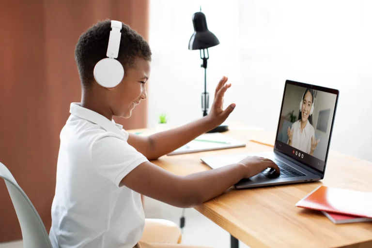 Read more about the article التعليم عن بعد: التطور الطبيعى للتعليم في العصر الحديث