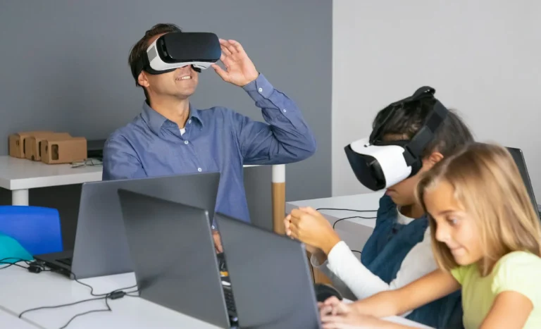 Read more about the article التعليم بالواقع الافتراضي ومستقبل التعلم المنتظر في العصر الحديث