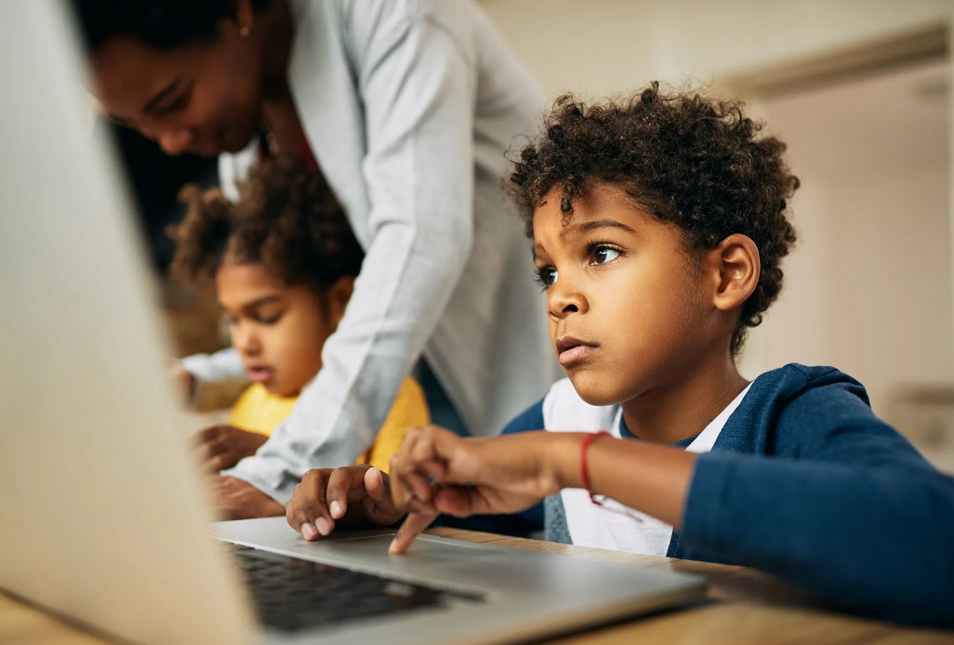 تقنيات التعليم الإلكتروني